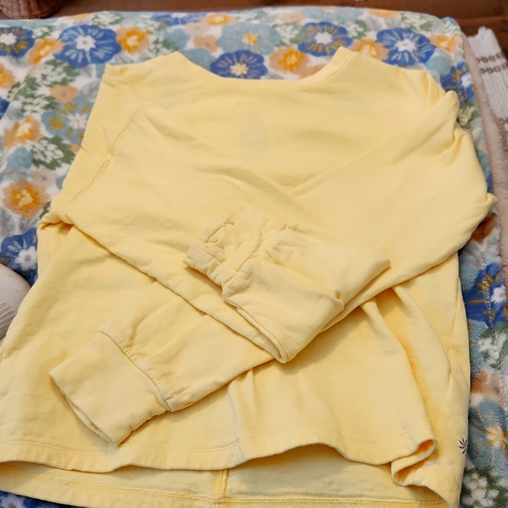 Athleta girl long sleeve